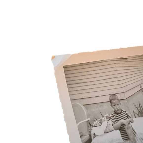 Vintage Black & White Photo Picture Of Young Boy Toddler Making Grouchy Face - Picture 3 of 6